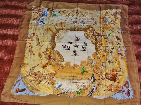 madame paulette Hermes scarf